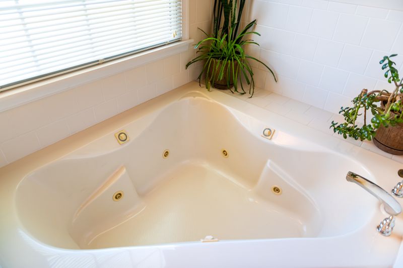 Spa-Style Corner Tub